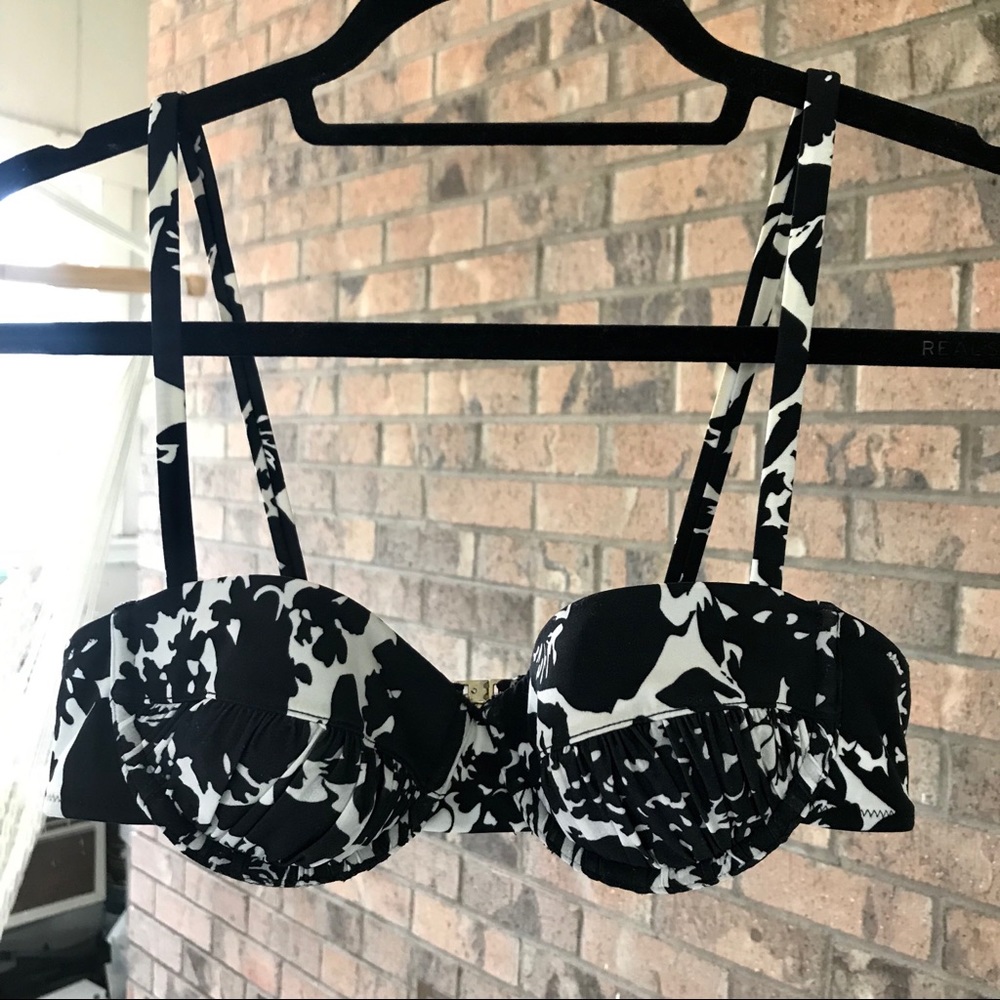 Diane Von Furstenberg Swim Top